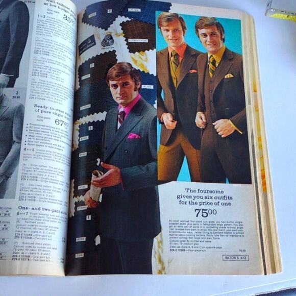 Vintage Eaton's Fall and Winter 1970 Catalog - Picture 8 of 8